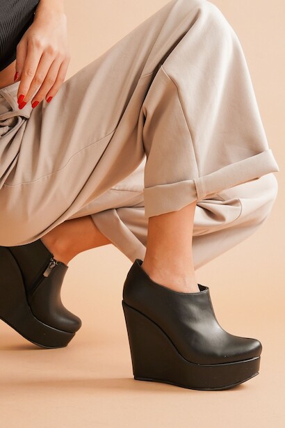 Kadın Dolgu Topuk Kısa Bot Abaco  Siyah Cilt 4