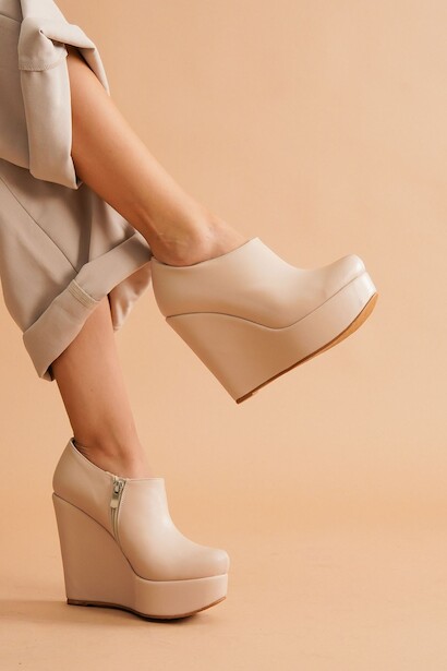 Kadın Dolgu Topuk Kısa Bot Abaco 