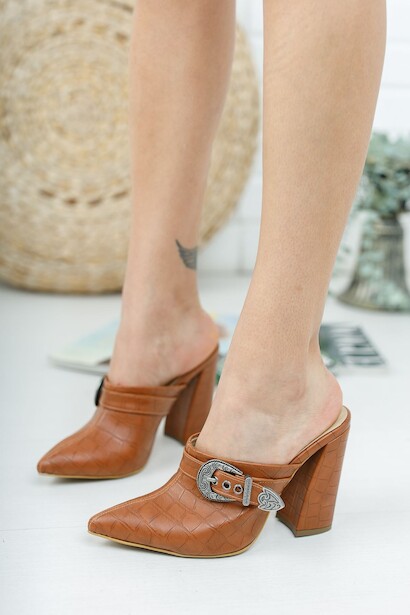 Kadın Krokodil Tokalı Topuklu Terlik Bacy 