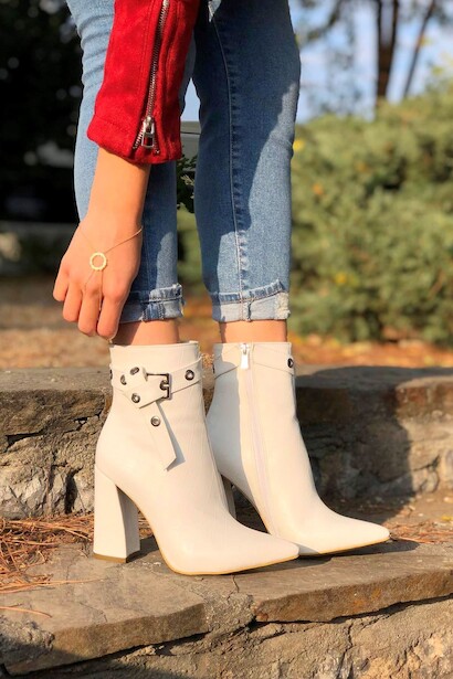 Kadın Yaka Detay Kalın Topuk Bot Cristina 