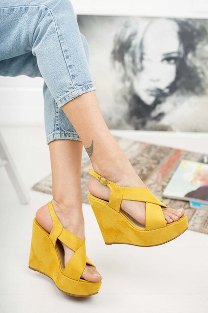 Kadın Yazlık Dolgu Topuk Ayakkabı Daniela 