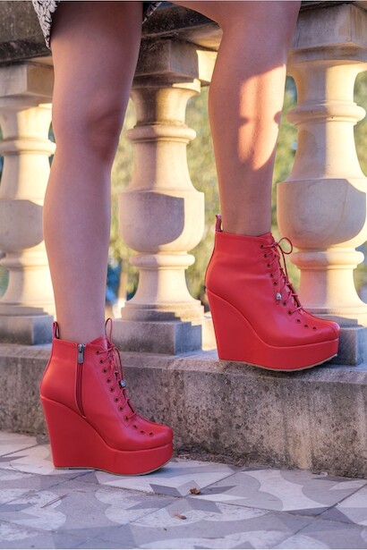 Kadın Dolgu Topuk Bağcıklı Bot Lindy  Kırmızı Cilt 4