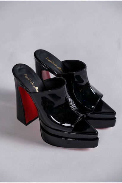 Kadın Çift Platform Tasarım Burnu Kapalı Yüksek Topuklu Terlik Farah 