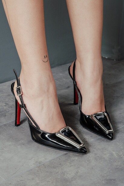 Kadın Özel Tokalı İnce Topuklu Ayakkabı Tina 