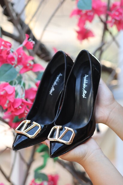 Kadın V Toka Detay İnce Topuklu Stiletto Siesa