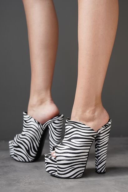 Kadın Kalın Topuk Yüksek Platform Terlik Simsi 