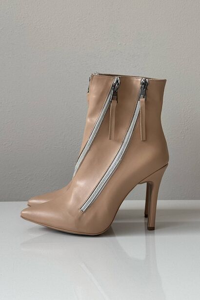 Nude Cilt Fermuarlı Bot 