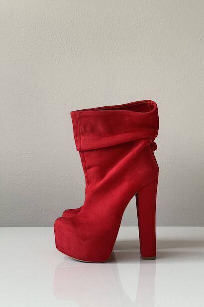 Kırmızı Süet Körüklü Bot 