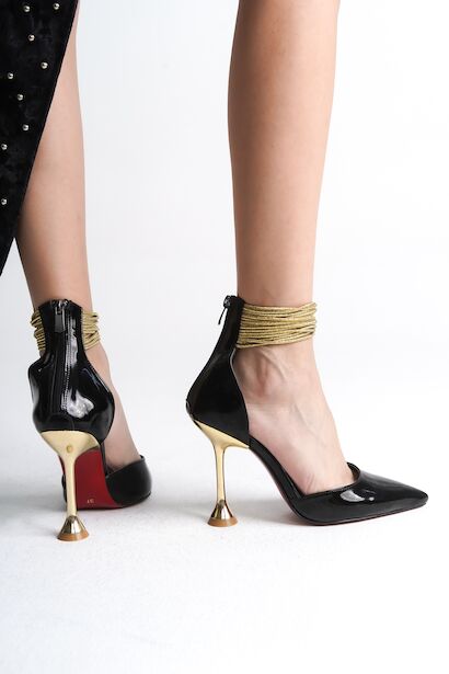 Kadın Gold Biye Detay Tasarım Topuklu Ayakkabı Coni 