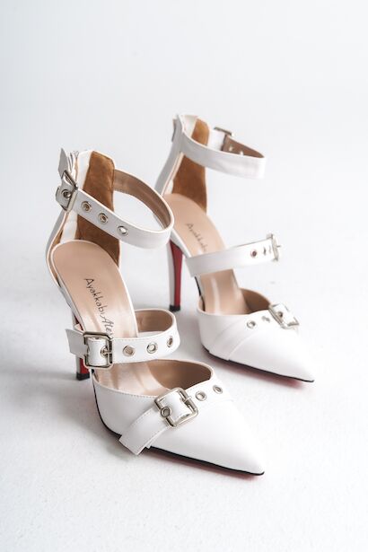 Kadın İnce Topuklu Tokalı Ayakkabı Stiletto Sansa