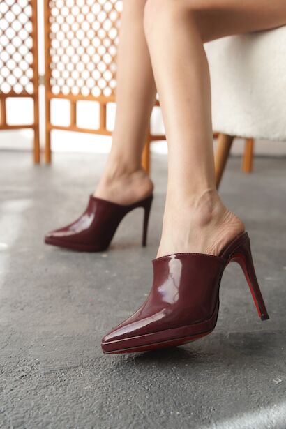 Kadın Kısa Platform İnce Topuklu Terlik Miole 