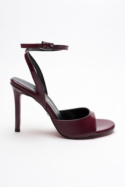 Kadın İnce Bant Arka Baretli Topuklu Ayakkabı Livora 