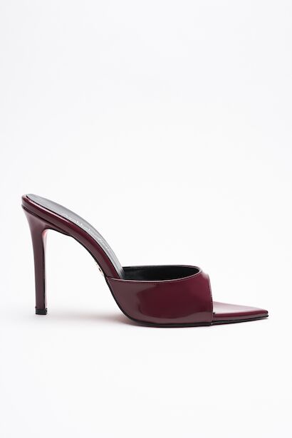 Kadın Sivri Burun İnce Topuklu Terlik Sona 