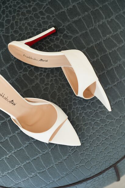 Kadın Sivri Burun İnce Topuklu Terlik Sona  Beyaz Cilt  6