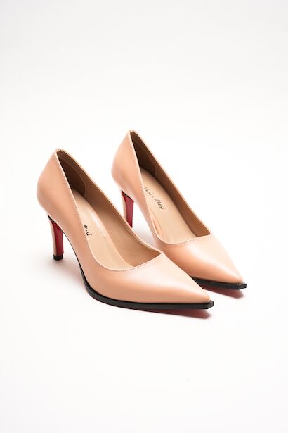 Kadın Sivri Burun Tasarım Taban İnce Kısa Topuklu Ayakkabı Gronia 