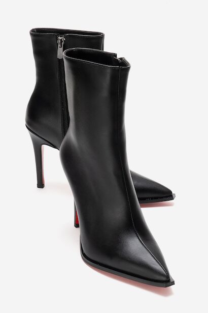 Kadın Tasarım Taban Bilek Boy İnce Topuklu Bot Yanni 