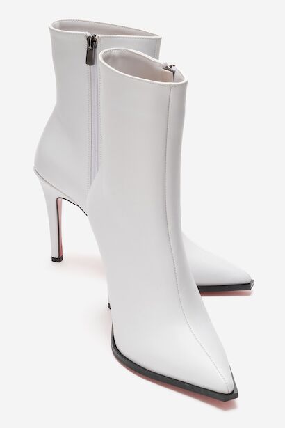 Kadın Tasarım Taban Bilek Boy İnce Topuklu Bot Yanni 