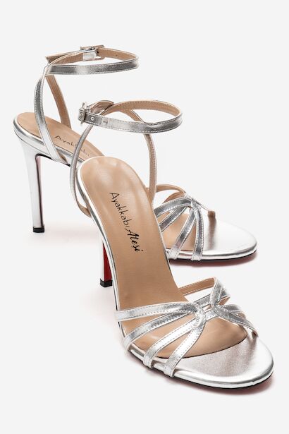 Kadın Açık Kafes Burun Tasarım İnce Topuklu Biyeli Ayakkabı Cage 